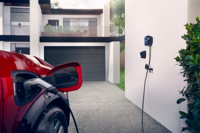 Uw Complete Gids voor EV-Laadinstallatie: De Juiste Keuze voor Uw Woning